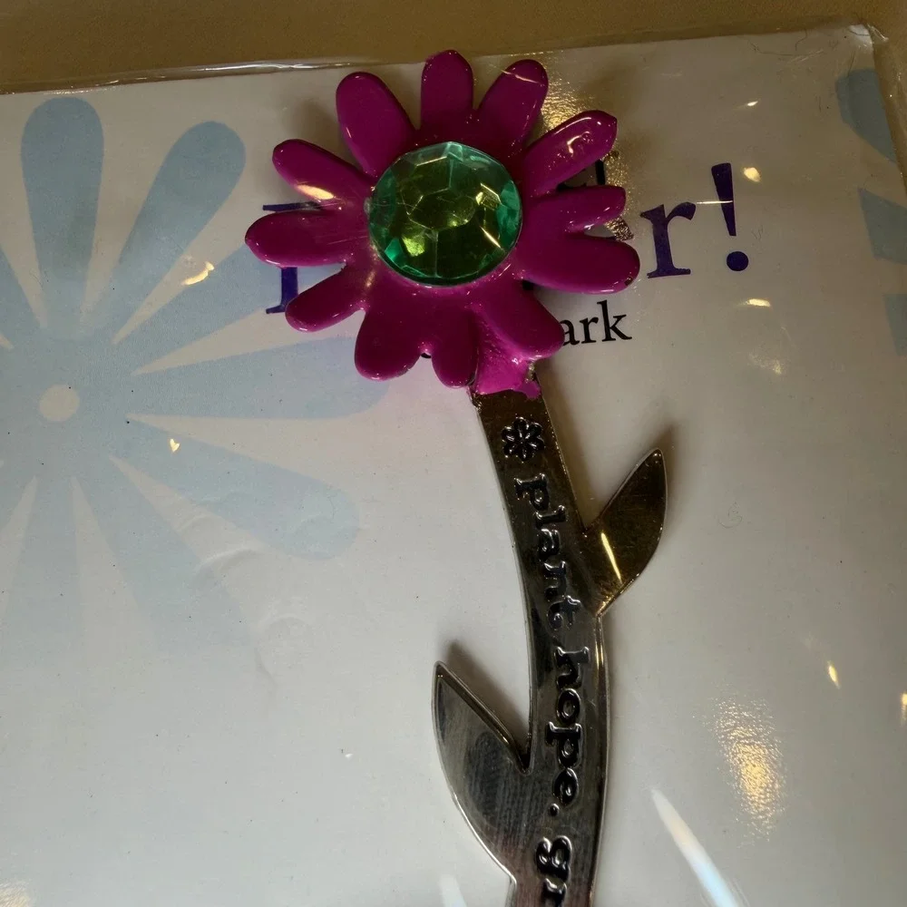 Gifts Plus Inc Flower Power Metal Bookmark Set 5 Pink Daisy Rhinestone  NEW